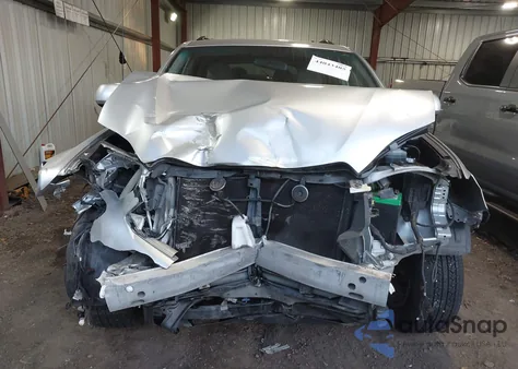 2010 Toyota Highlander Base V6 z USA, uszkodzony, nr VIN JTEZK3EH8A2102732